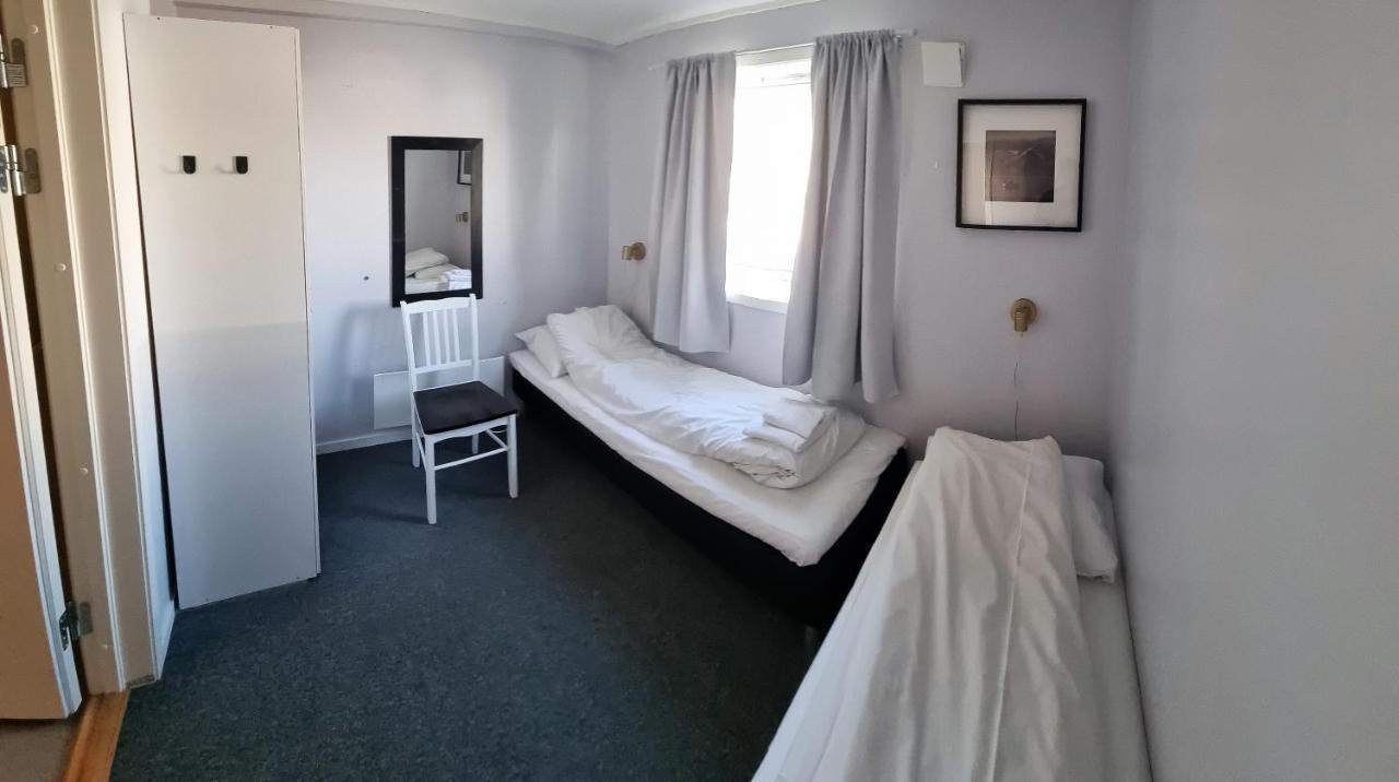 Lofoten Overnatting - Leknes Extérieur photo