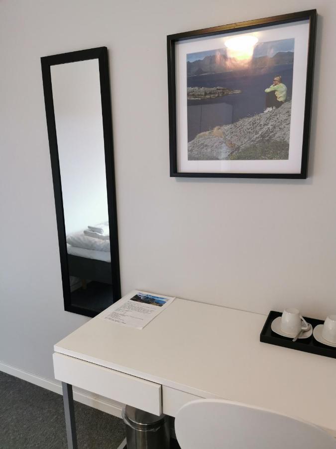 Lofoten Overnatting - Leknes Extérieur photo